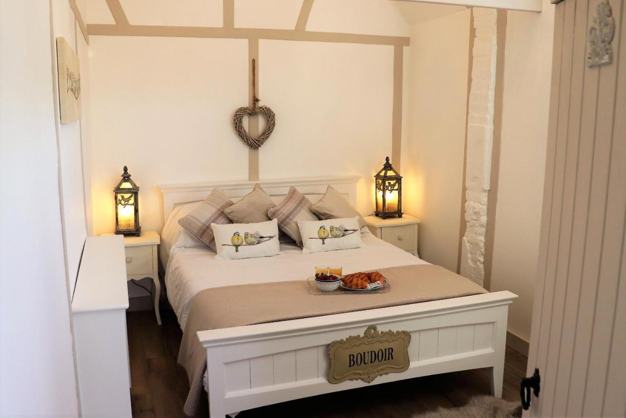 Beautiful Barn Conversion, 3 Bed, Hot Tub, Sauna, Gym, Enclosed Garden Ryde  Ngoại thất bức ảnh